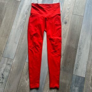 Old navy high waisted legging size small.